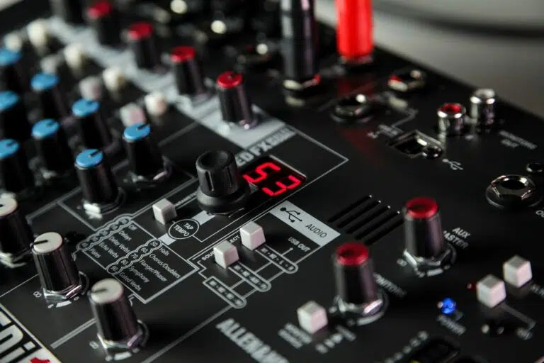 ALLEN & HEATH ZED I 10 FX